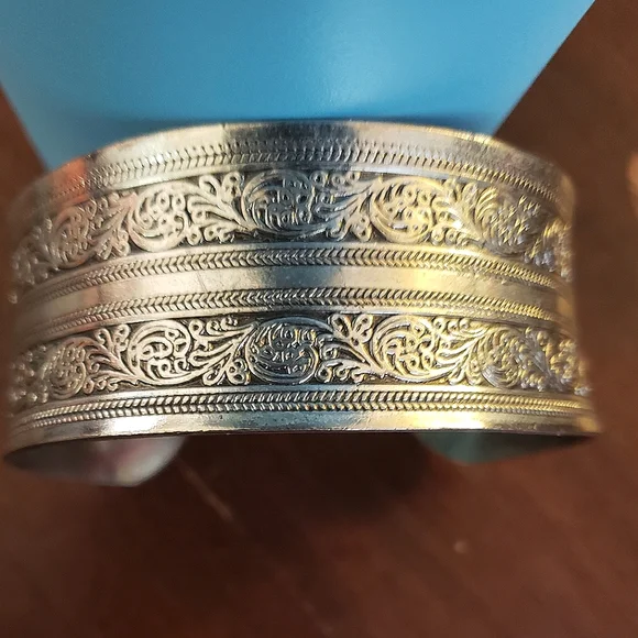 Filigree Silver Boho Wrist Cuff - Picture 3 of 5